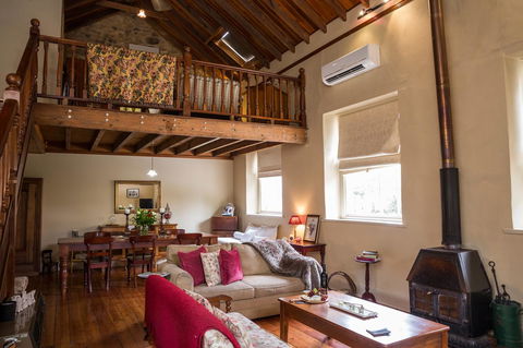 Clare Valley Heritage Retreat - Accommodation Daintree 2