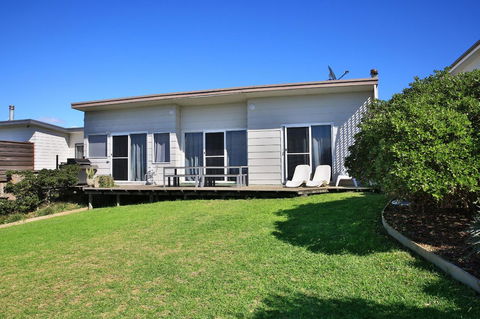 Culburra Beachhouse - Accommodation Daintree 9