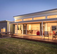 Middle River Beach House - East Wing - Accommodation Daintree