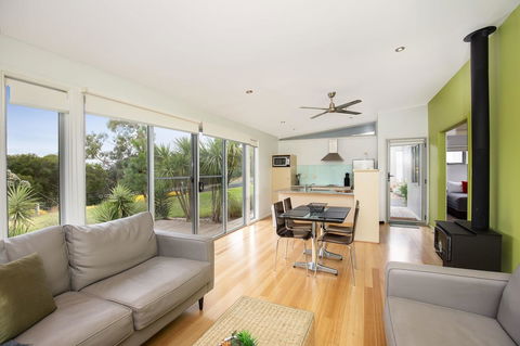 Blue Lake Holiday Park - Accommodation Daintree 37