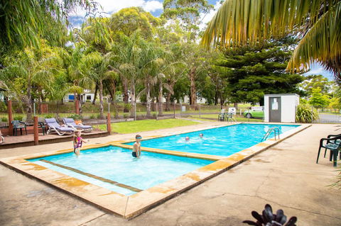 Blue Lake Holiday Park - Accommodation Daintree 6
