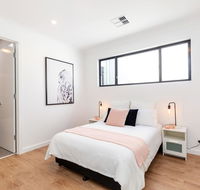 Brand new affordable luxury 3 bedroom 3 bathrooms house close to Adelaide city Chinatown beach Adelaide Airport - Accommodation Daintree