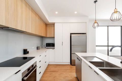 Brand New Affordable Luxury 3 Bedroom 3 Bathrooms House Close To Adelaide City, Chinatown, Beach, Adelaide Airport - Accommodation Daintree 7
