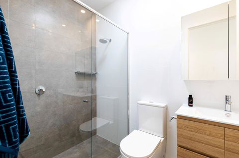 Brand New Affordable Luxury 3 Bedroom 3 Bathrooms House Close To Adelaide City, Chinatown, Beach, Adelaide Airport - Accommodation Daintree 9