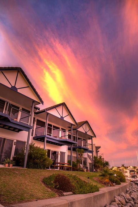 Marina Reflections - Accommodation Daintree 6