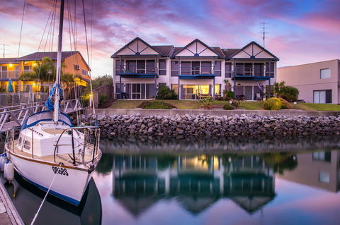 Marina Reflections - Accommodation Daintree 0