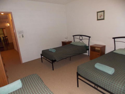 Desert View Apartments - Accommodation Daintree 2