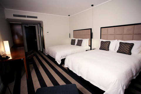 Ellen Hotel - Accommodation Daintree 19
