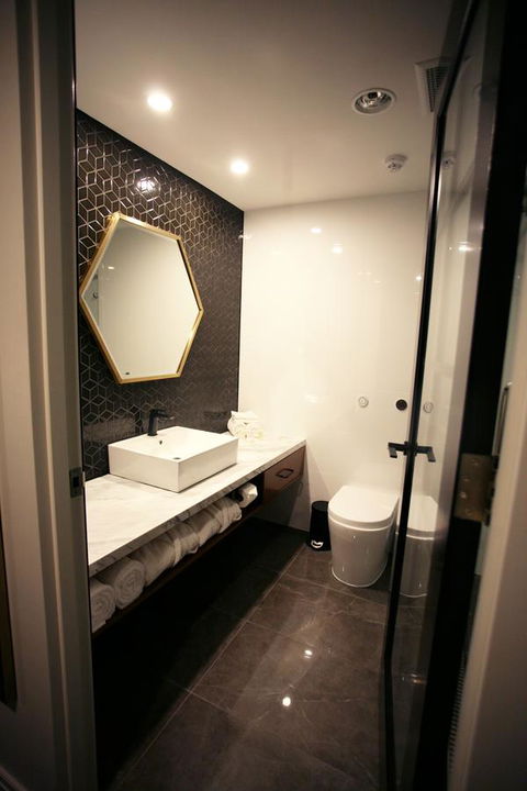 Ellen Hotel - Accommodation Daintree 18