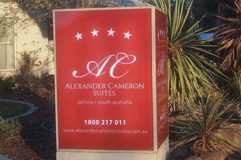 Alexander Cameron Suites - Accommodation Daintree 19