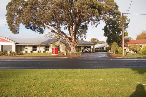 Alexander Cameron Suites - Accommodation Daintree 0