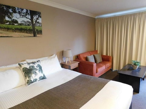 Alexander Cameron Suites - Accommodation Daintree 11