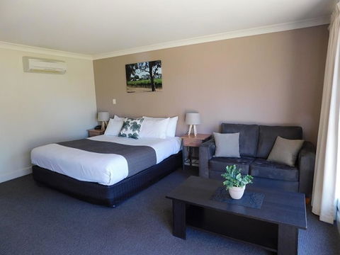 Alexander Cameron Suites - Accommodation Daintree 12