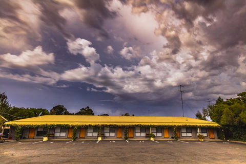 Country Roads Motor Inn Naracoorte - Accommodation Daintree 40