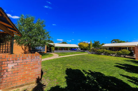 Country Roads Motor Inn Naracoorte - Accommodation Daintree 42