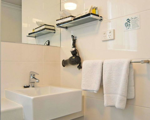 Comfort Inn Victor Harbor - Accommodation Daintree 16