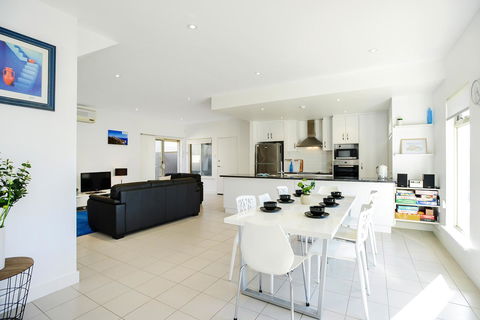 Blue Zone - Aldinga Beach - Accommodation Daintree 1