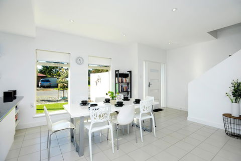 Blue Zone - Aldinga Beach - Accommodation Daintree 6