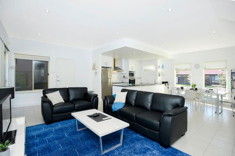 Blue Zone - Aldinga Beach - Accommodation Daintree 3