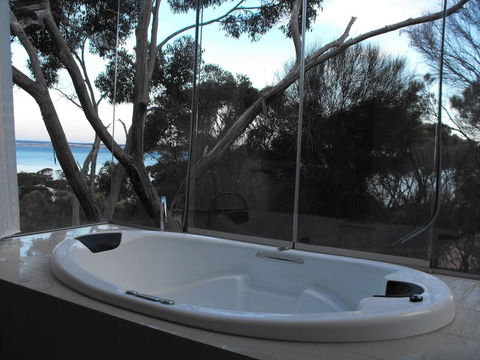 Saar River House - Accommodation Daintree 17