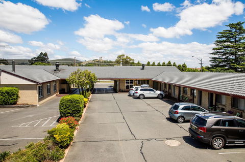 Lilac City Motor Inn & Steakhouse - Accommodation Daintree 25