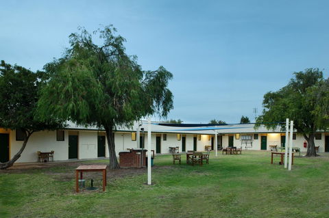 The Anglers Inn - Accommodation Daintree 0