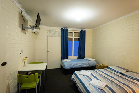 The Anglers Inn - Accommodation Daintree 9
