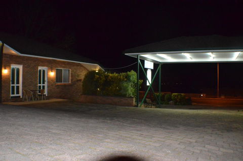 Deer Park Motor Inn Armidale - Accommodation Daintree 17