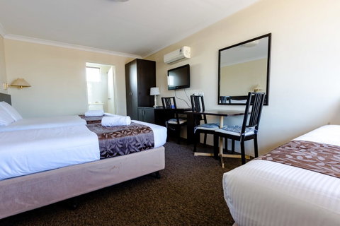 Abcot Inn - Accommodation Daintree 2