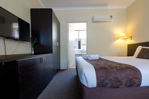 Abcot Inn - Accommodation Daintree 9