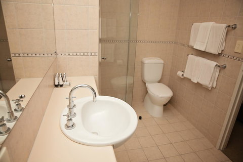 Mawson Lakes Hotel - Accommodation Daintree 41