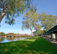 Riverbend Caravan Park Renmark - Accommodation Daintree