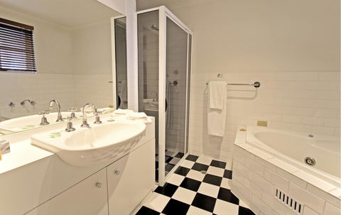 St Francis Winery - Accommodation Daintree 12