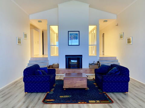 Emu Bay Lodge - Accommodation Daintree 4