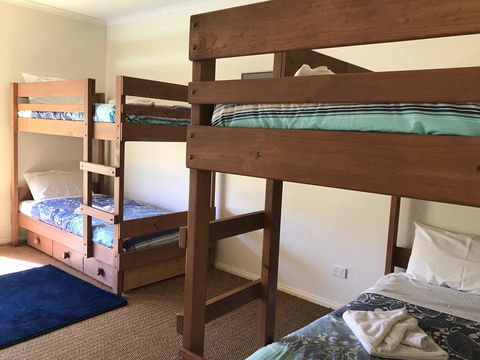 Emu Bay Lodge - Accommodation Daintree 17