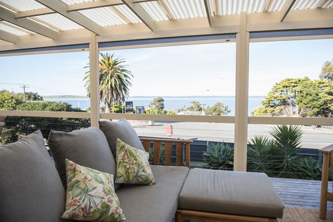 Port Lincoln Seaside Home - Accommodation Daintree 16