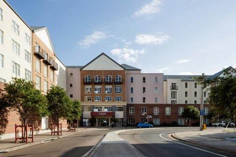 Rydges Newcastle - Accommodation Daintree 2