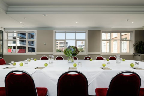 Rydges Newcastle - Accommodation Daintree 42