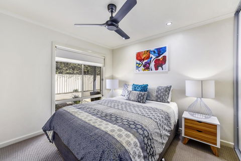 City Fringe Apartment B, Mount Gambier - Accommodation Daintree 2