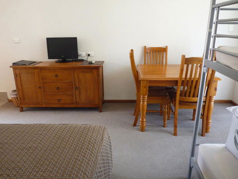 Coonawarra Motor Lodge - Accommodation Daintree 12