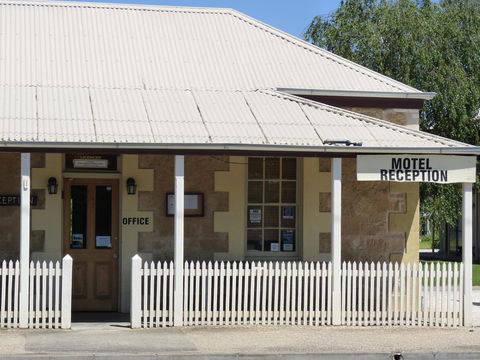 Coonawarra Motor Lodge - Accommodation Daintree 5
