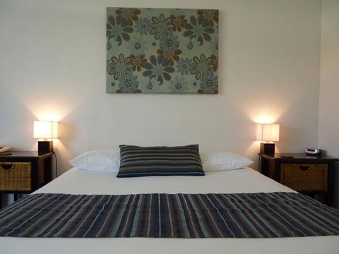 Coonawarra Motor Lodge - Accommodation Daintree 2