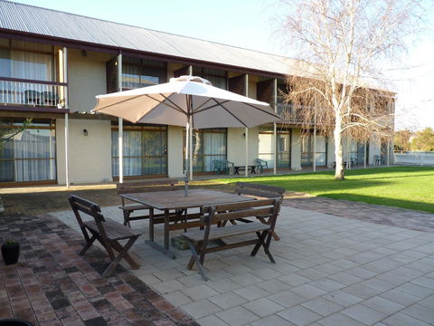 Coonawarra Motor Lodge - Accommodation Daintree 3