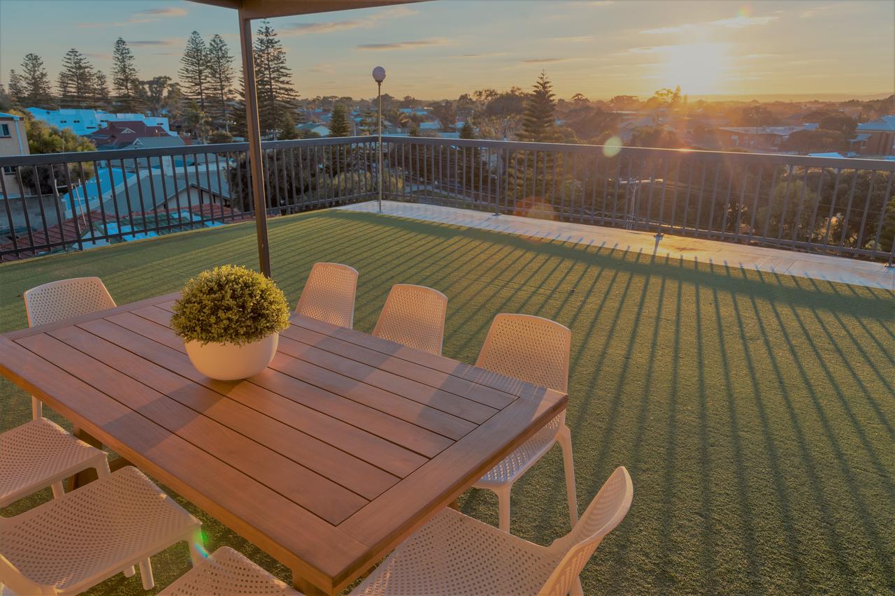 Henley Beach South SA Accommodation Daintree