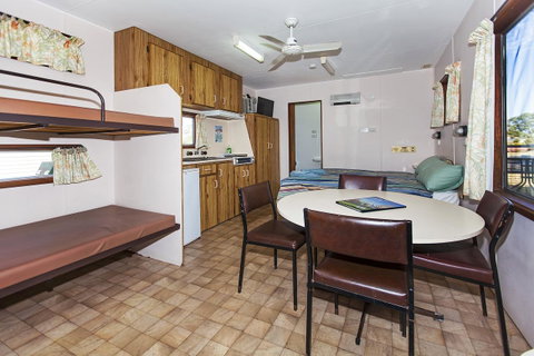 Echo Holiday Parks - Naracoorte - Accommodation Daintree 1