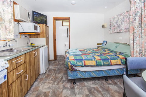 Echo Holiday Parks - Naracoorte - Accommodation Daintree 11