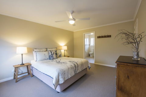 Flinders Bush Retreats - Accommodation Daintree 17