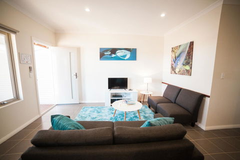 Exmouth Escape Resort - Accommodation Daintree 38