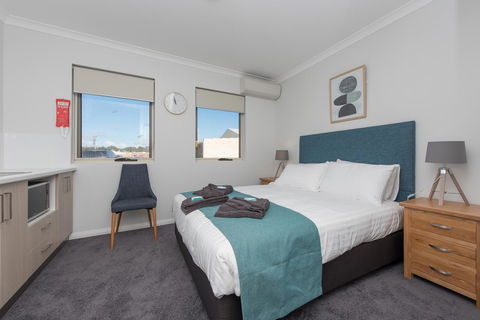 Jurien Bay Motel Apartments - Accommodation Daintree 23
