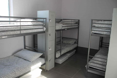 Perth City Backpackers Hostel - Note - Valid Passport Required To Check In - Accommodation Daintree 0